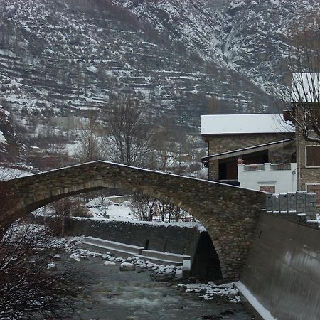 Apartamentos Los Tilos Benasque Cameră foto